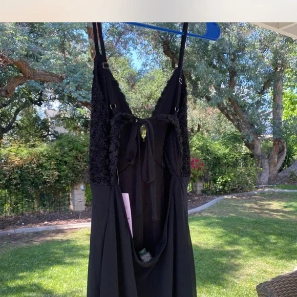 Wild Fable Elegant Black Lace Backless Dress - Picture 3 of 6